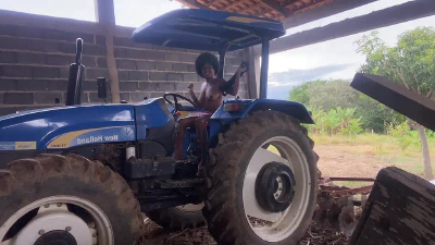 Gozando Muito No Trator Da Fazenda